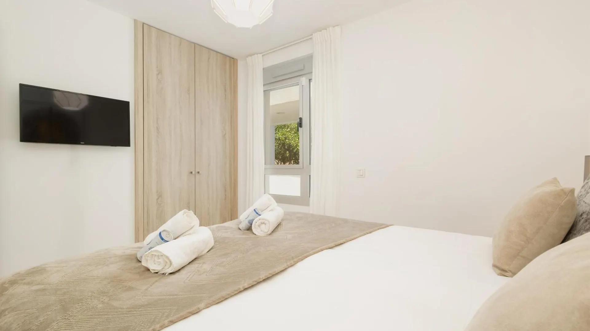 Modern Apartment, With Large Private Terrace, Bbq And Panoramic Sea Views, In Residencial Botanic, Benahavis Spain