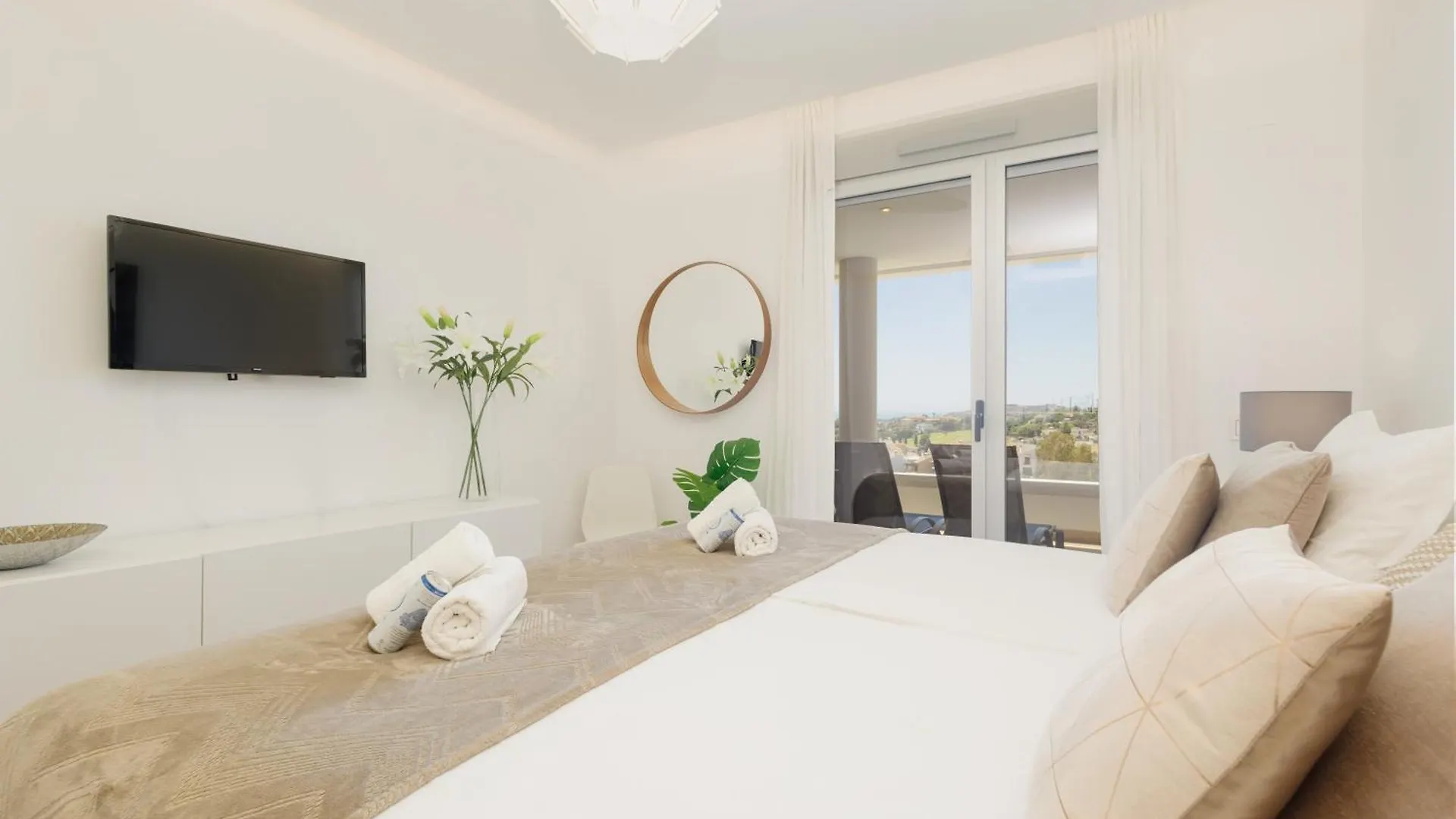 Modern Apartment, With Large Private Terrace, Bbq And Panoramic Sea Views, In Residencial Botanic, Benahavis