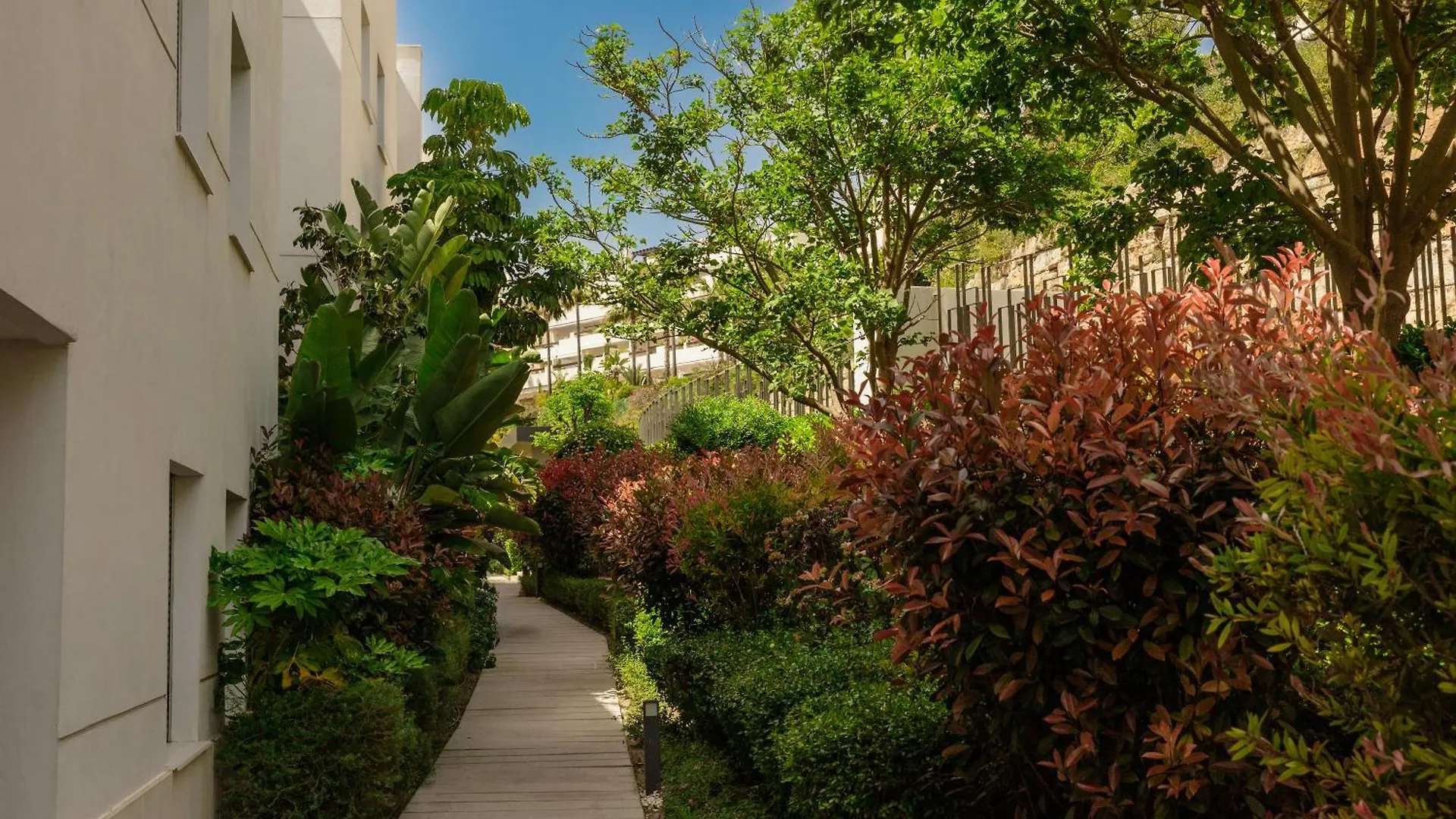 Apartment Modern Apartment, With Large Private Terrace, Bbq And Panoramic Sea Views, In Residencial Botanic, Benahavis