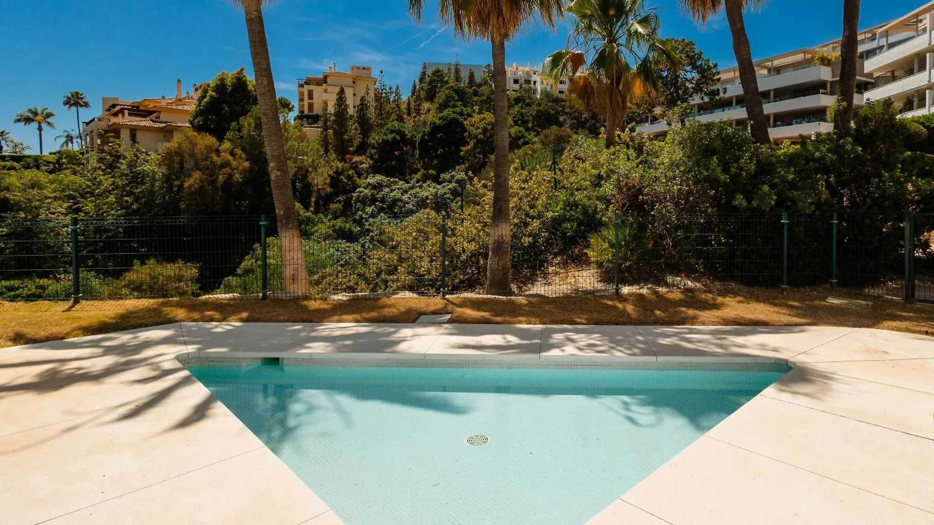 Apartment Modern Apartment, With Large Private Terrace, Bbq And Panoramic Sea Views, In Residencial Botanic, Benahavis
